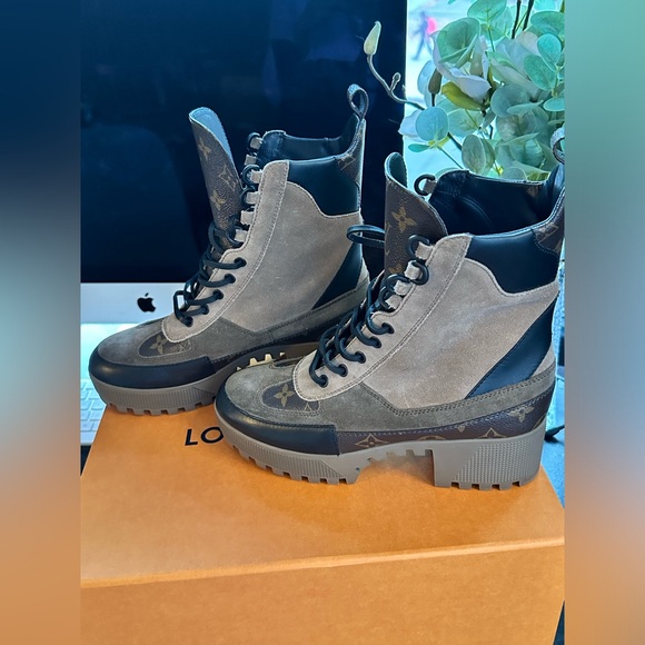 Louis Vuitton Laureate Platrform Desert Boot - Picture 2 of 10